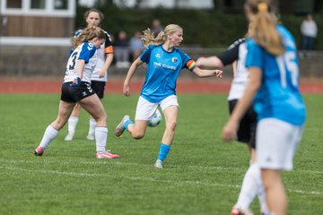 Bild 129 - wBJ VfL Pinneberg - Germania Schnelsen : Ergebnis: 15:1